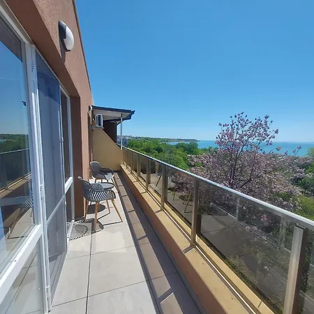 Apartament Sofi's Harmony Burgas City